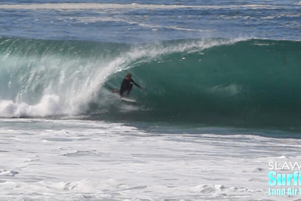 surfing perfect barreling waves in la jolla san diego