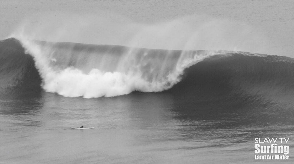 huge blacks beach surfing photos and videos in la jolla san diego