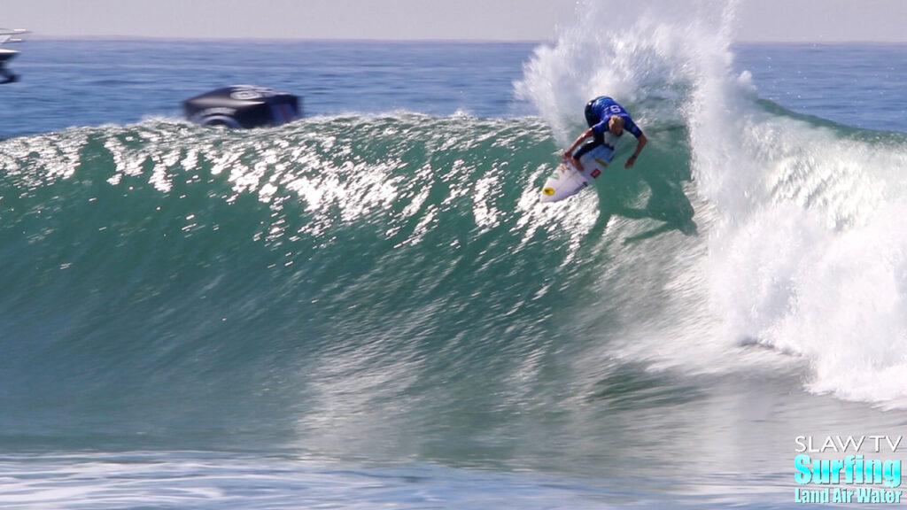 tatiana weston-webb surfing best waves at 2021 wsl rip curl at lowers trestles