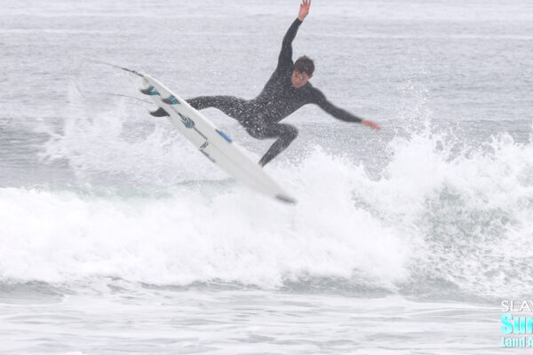 surfing photos and videos of lowers trestles beach